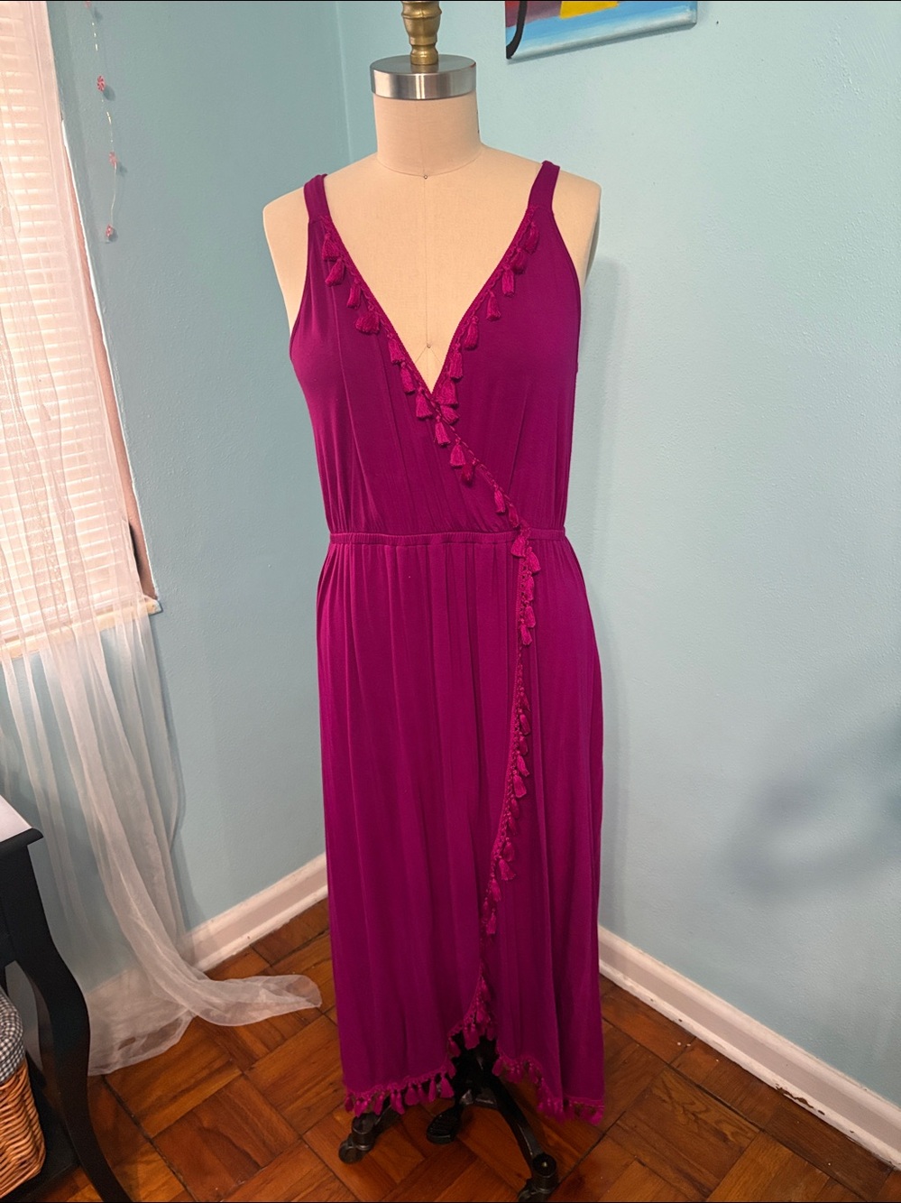 KATE AND MALLORY MAXI DRESS WITH TASSELS NWOT D015